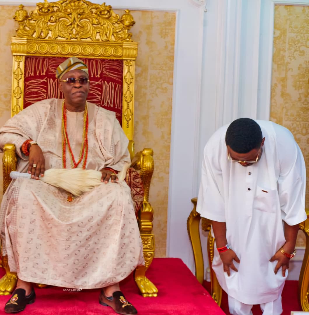 Ajadi visits Soun of Ogbomosho, seeks royal blessings for 2027 Oyo governorship bid