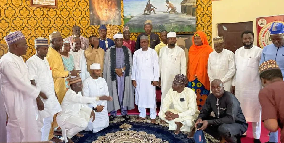 Traditional and community leaders in Karshi, Karu, Garki and Bwari in the Federal Capital Territory (FCT) have promised to support the re-election of President Bola Tinubu in the 2027 presidential election.