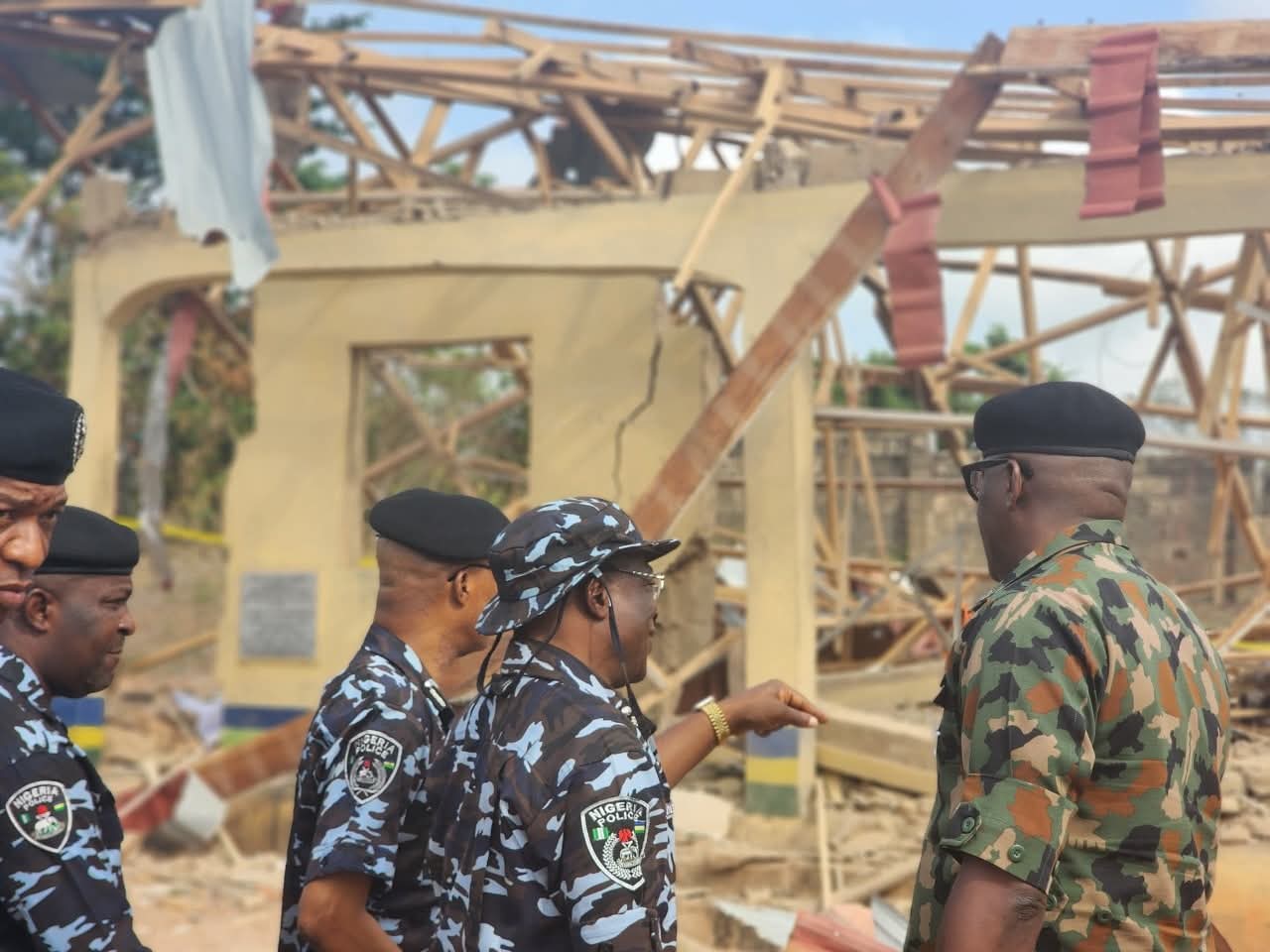 The AIG said this when he conducted an on-the-spot assessment of the damaged Itele police station alongside Ondo Commissioner of Police on Thursday.
