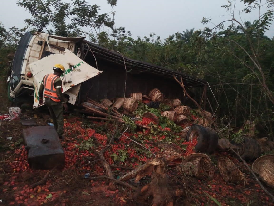 According to a statement by the spokesperson of Ogun TRACE, the accident occurred at approximately 03:22 hours on Wednesday.