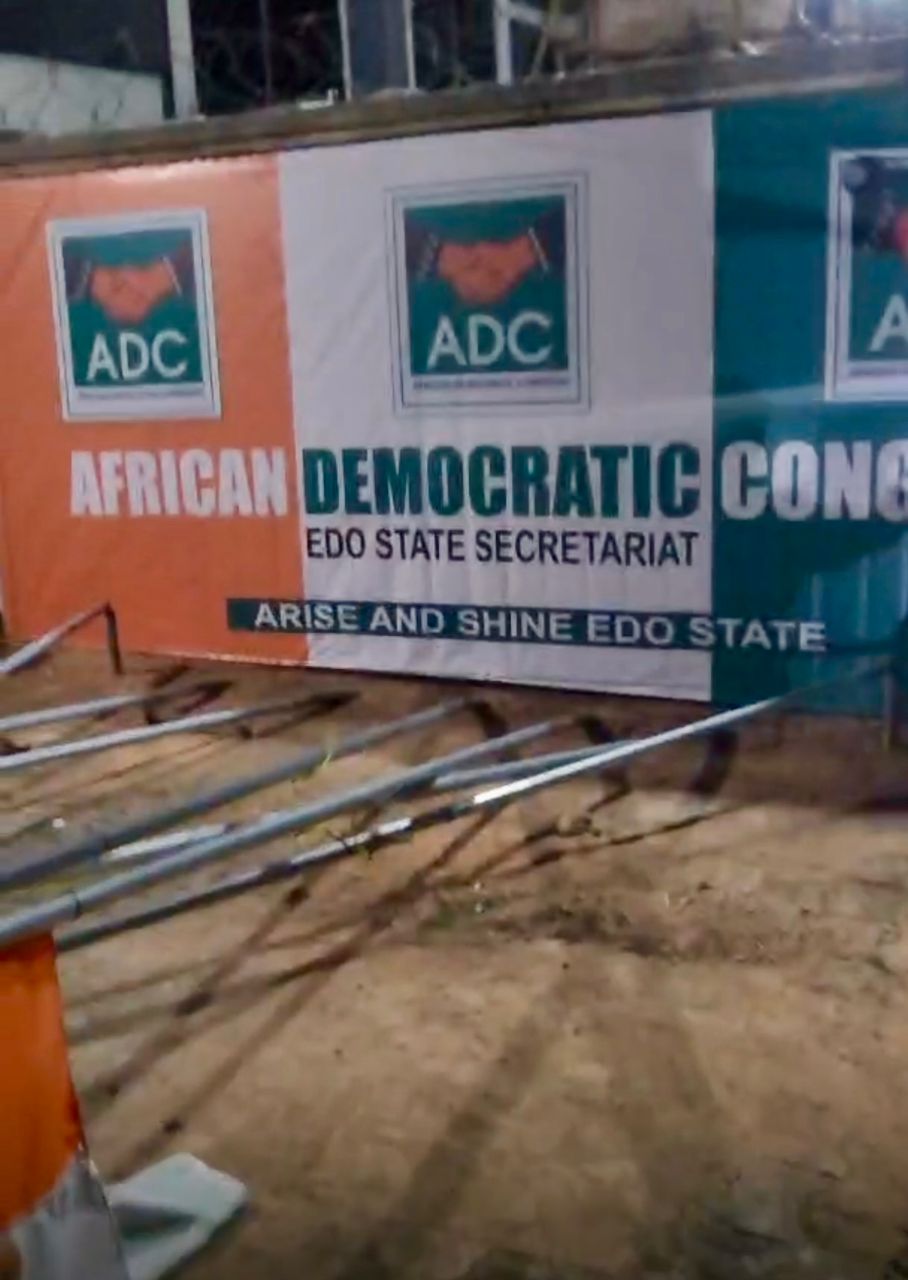 Edo Police said the rampaging hoodlums damaged flags and shattered windows in the Benin Secretariat of ADC before they left.