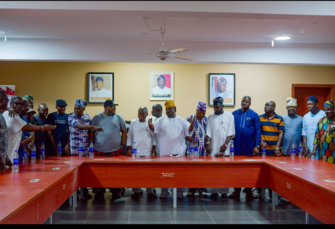 Ajadi engages Oyo LG chairmen, pledges to carry forward Makinde’s legacy in 2027