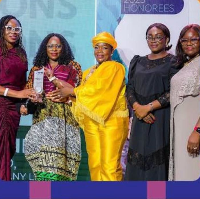 African women in Maritime