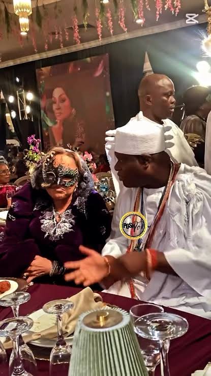 oba Adeyeye Ounwusi, Ojaja II with Olori Ladun Sijuwade