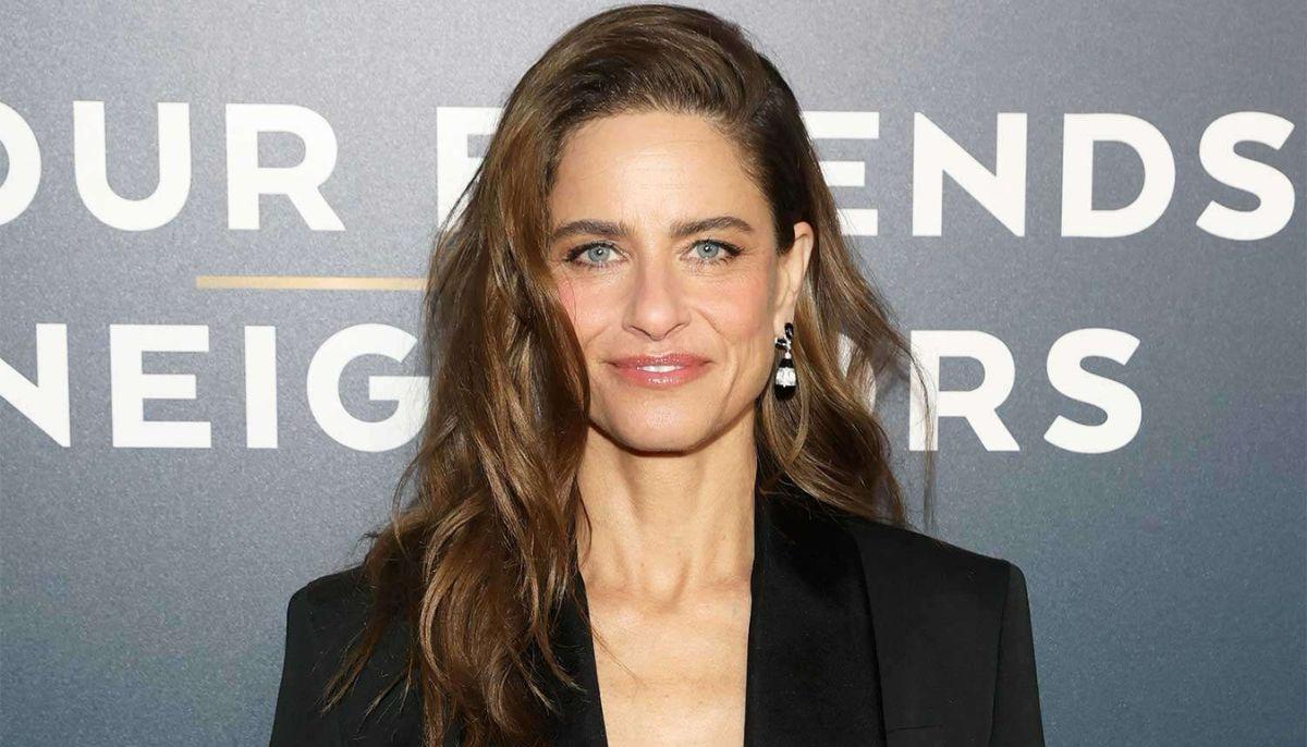 Amanda Peet opens up on breast cancer diagnosis