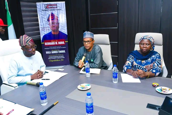 Minister of Humanitarian Affairs and Poverty Reduction, Dr. Bernard M. Doro and Comptroller-General of the Nigerian Correctional Service, Mr. Sylvester Ndidi Nwakuche during the visit 