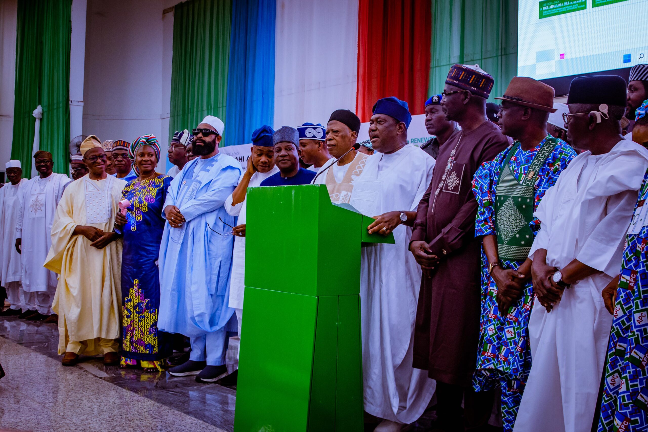 A major political signal ahead of the 2027 general election emerged on Wednesday in Lafia, the Nasarawa State capital, as the Secretary to the Government of the Federation (SGF), Senator George Akume, led leaders and delegates of the North Central All Progressives Congress (APC) to adopt President Bola Ahmed Tinubu as the party’s sole presidential candidate.