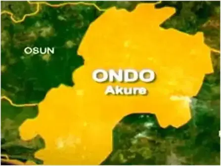 Police arrest Johnson Daniel for allegedly stabbing his friend, Ariyo Amos Timilehin to death in Owo town, Owo LGA of Ondo state.