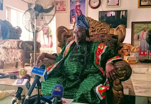 2027: Oba Ajibola advises Olubadan, Alli to steer clear of politics