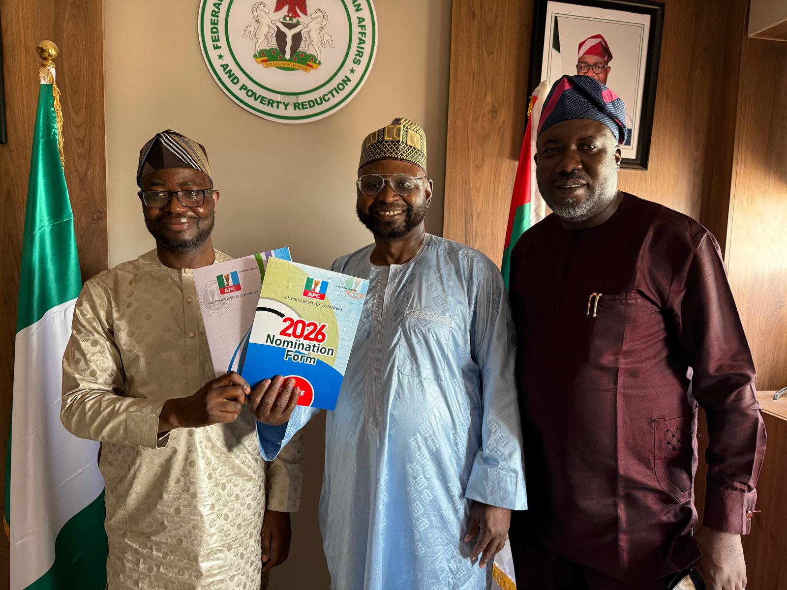 Obaro picks APC senatorial forms for Kogi central