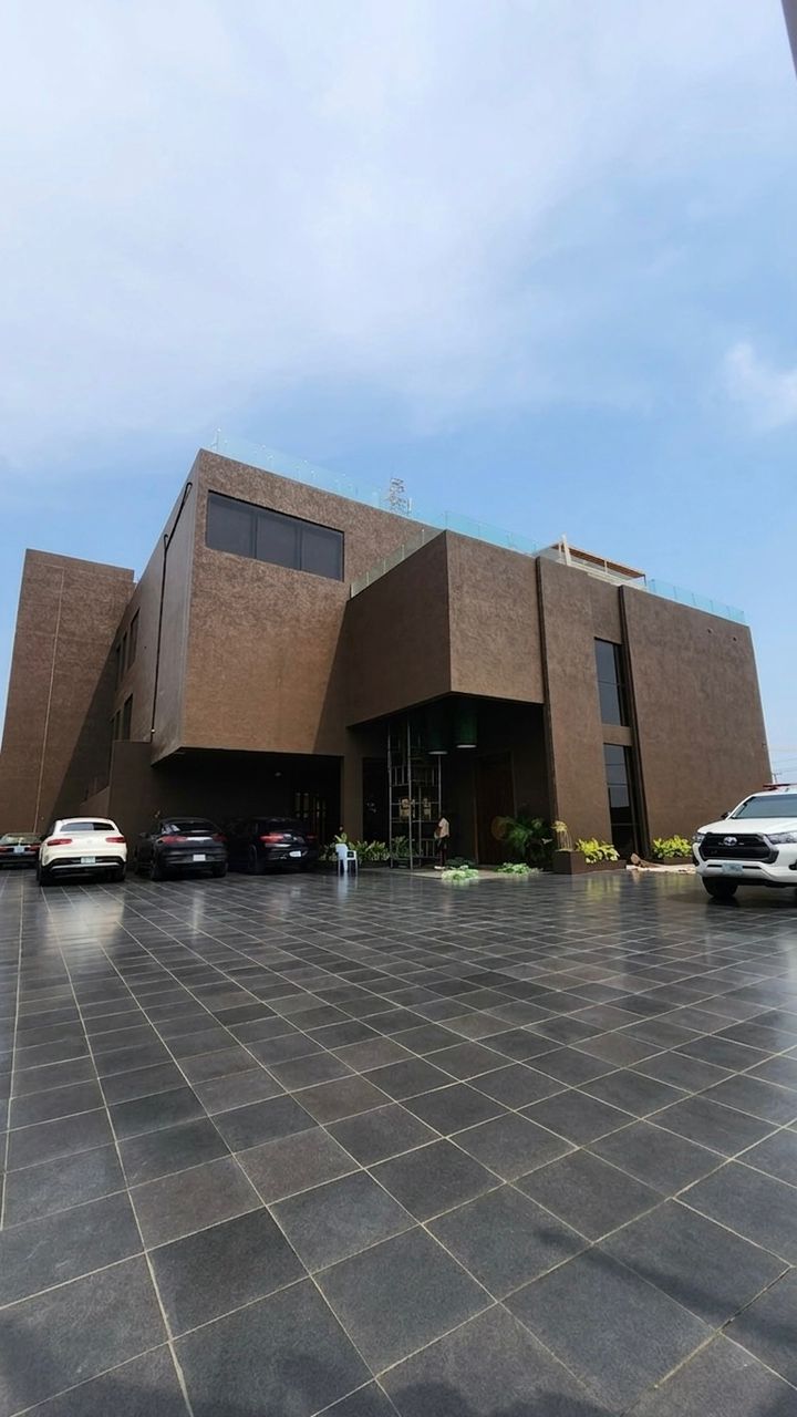 HOC Capital Club, Cersei Partners