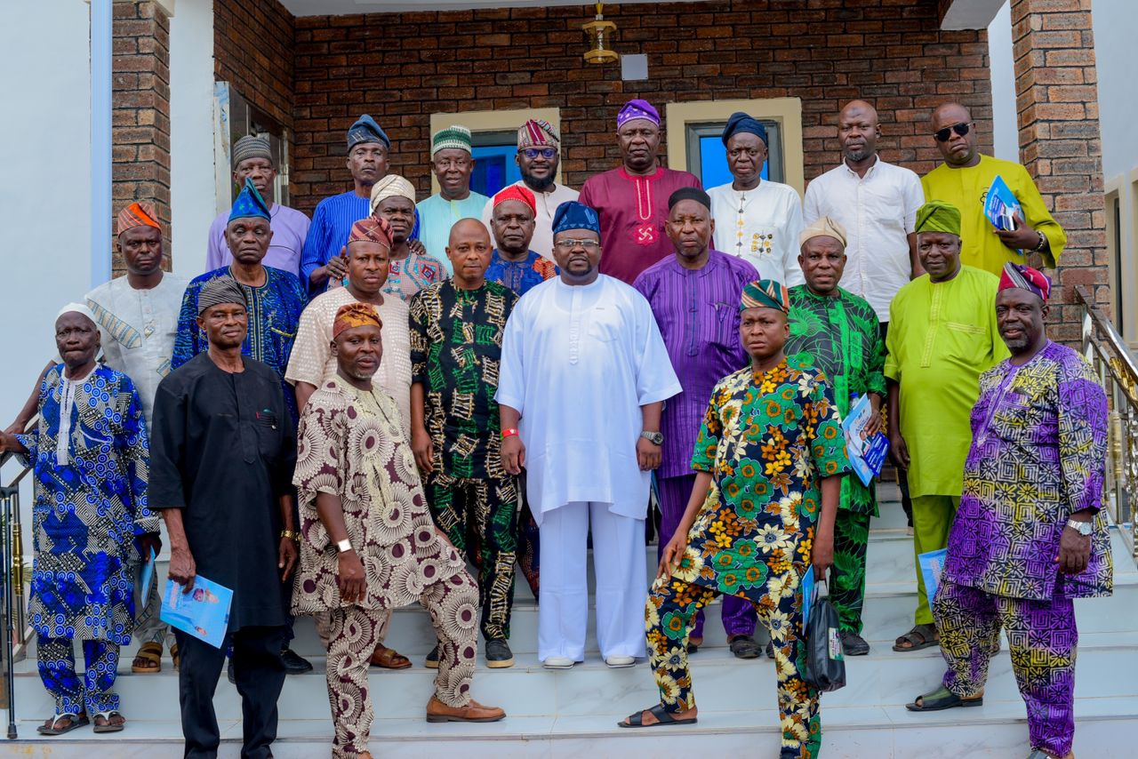 Oyo 2027: Ajadi seeks G-22 backing, promises unity-driven leadership