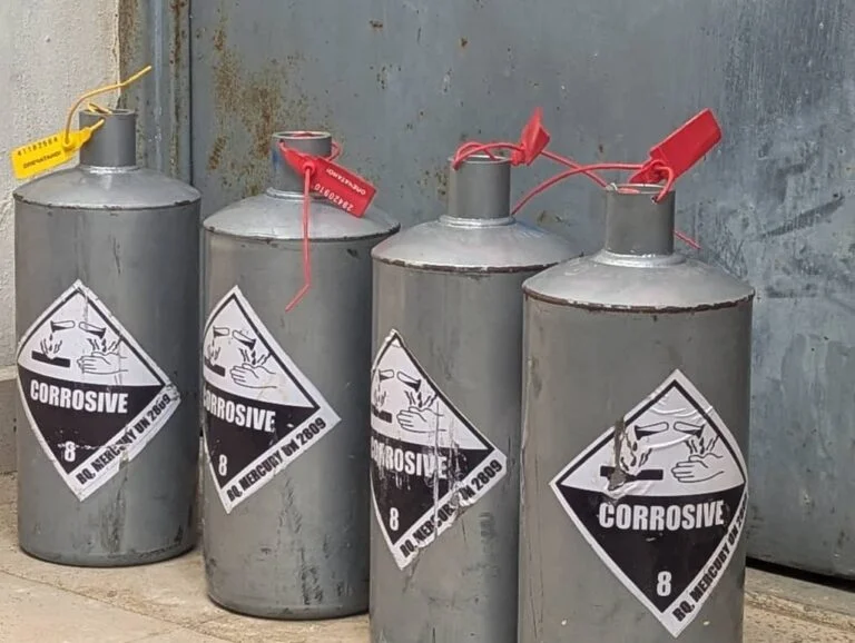 Cylinders of mercury weighing 80kg each