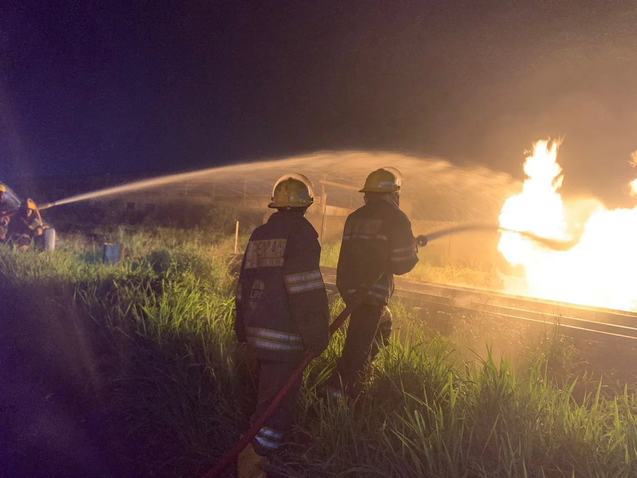 Lagos extinguishes Agege gas pipeline fire, records no casualty Explosion