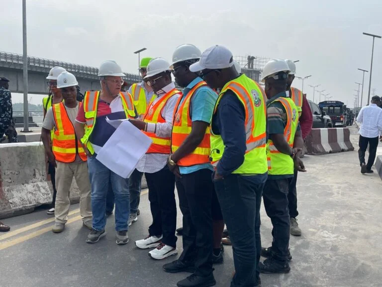 FG suspends planned closure of Eko Bridge