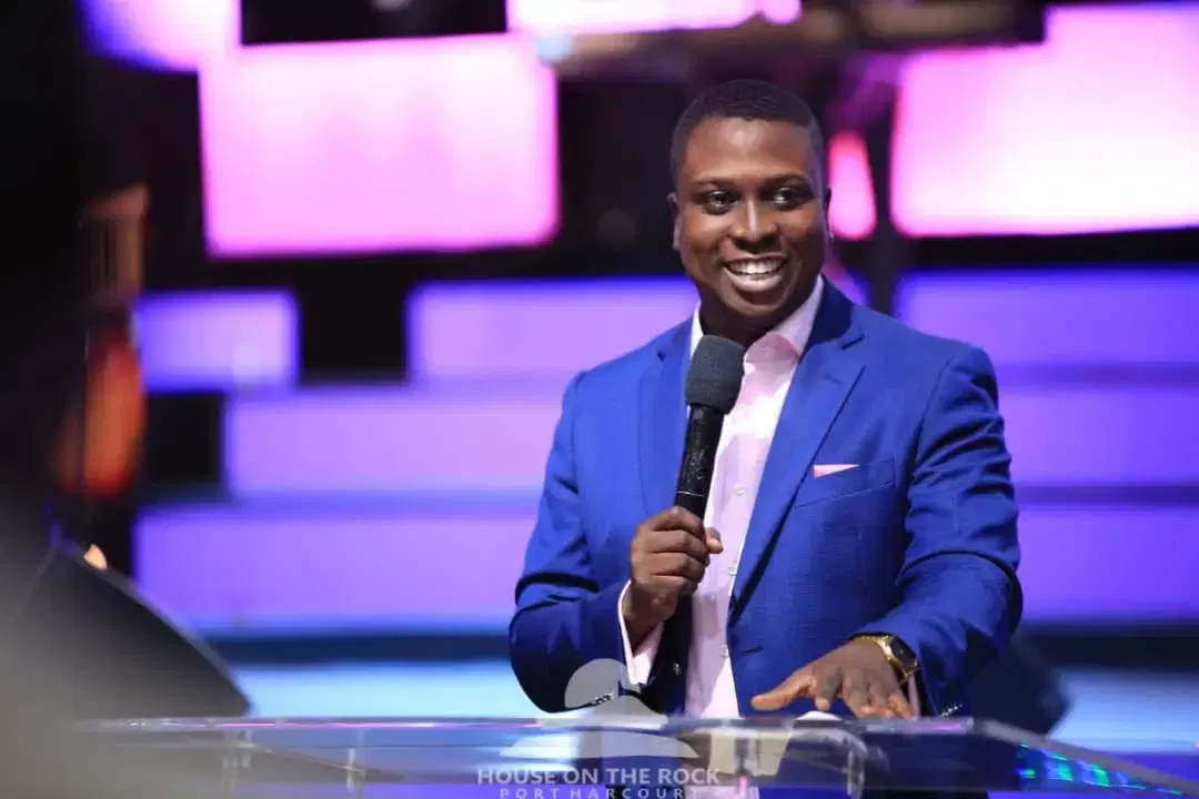 Pastor Bolaji Idowu
