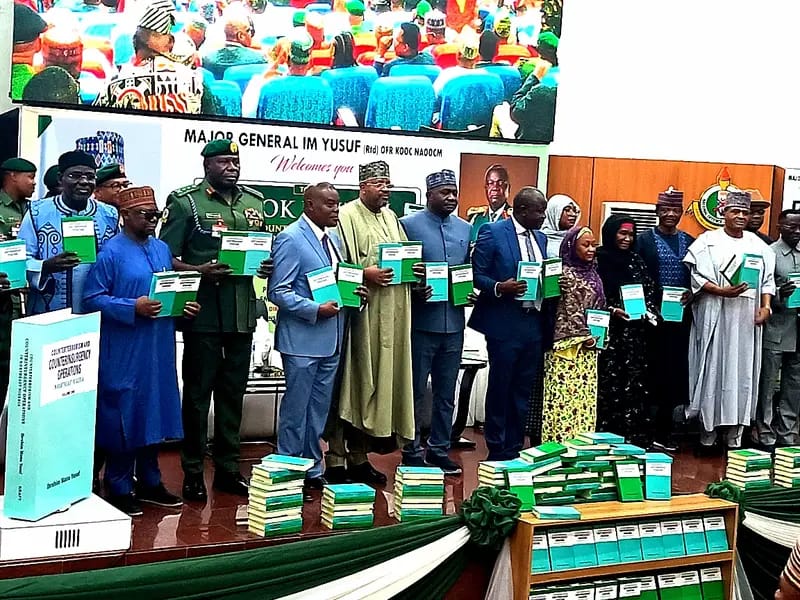 Shettima tasks military commanders on sustaining pressure on terrorists in North East