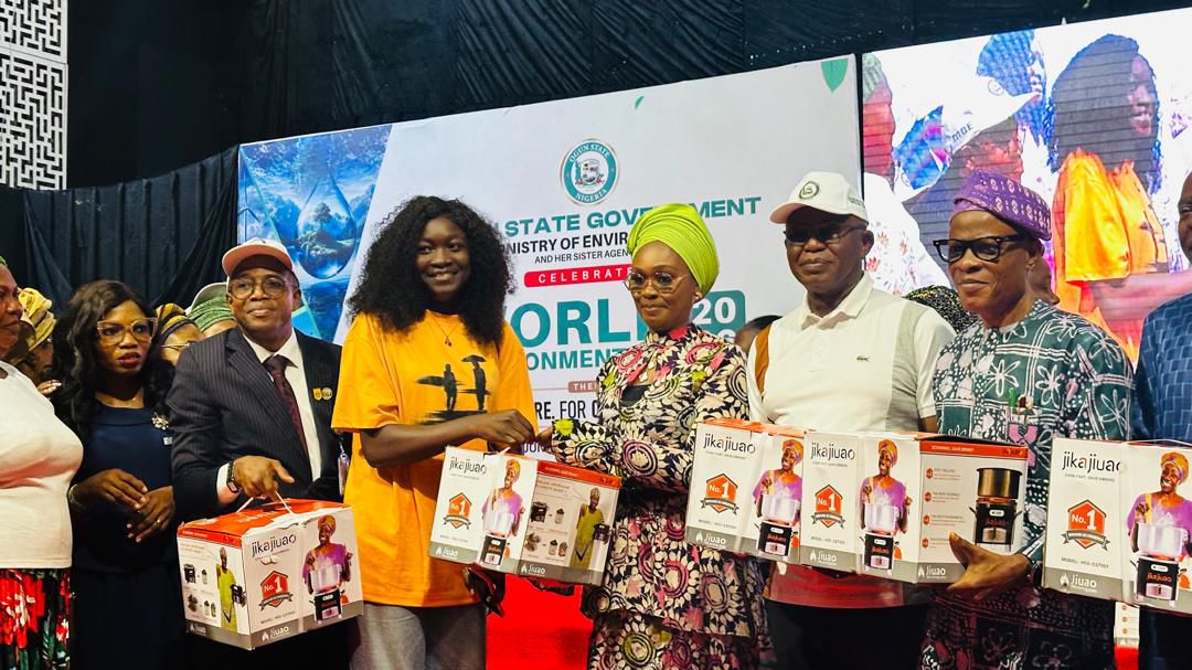Ogun advocates clean energy ,distributes of 3500 Cooking stove