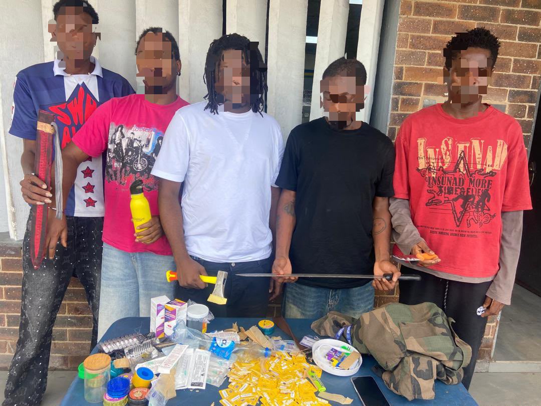 Police nab five suspected cultist members of the Aye Confraternity during stop-and-search operation along Ago/Festac Bridge of Lagos State