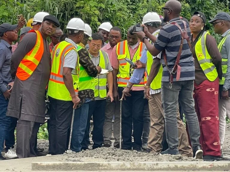 Umahi directs contractor handling Ibadan-Ife-Ilesa Road to stop work and go and study pavement mixture specifications at another site.