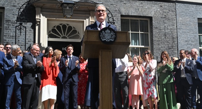 Britain’s outgoing prime minister Keir Starmer makes a statement in front of 10 Downing Street in central London on July 20, 2026, before formally tendering his resignation to the king. (Photo by JUSTIN TALLIS / AFP)