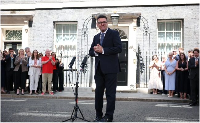 Burnham spoke outside No10 and vowed to take power out across the UKCredit: Reuters