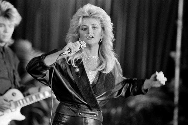 Singer Bonnie Tyler dies at 75