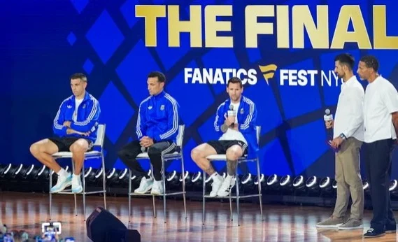 Emiliano Martínez, Lionel Scaloni and Lionel Messi spoke to Fanatics Fest in advance of the World Cup final. Photo: AP